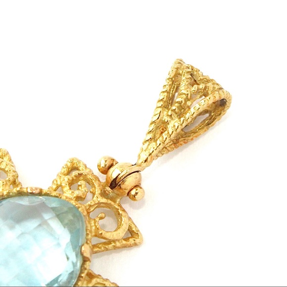 Vintage 18K Gold Sky Blue Topaz Cross Pendant Filigree Scroll Openwork Italian - Picture 6 of 7